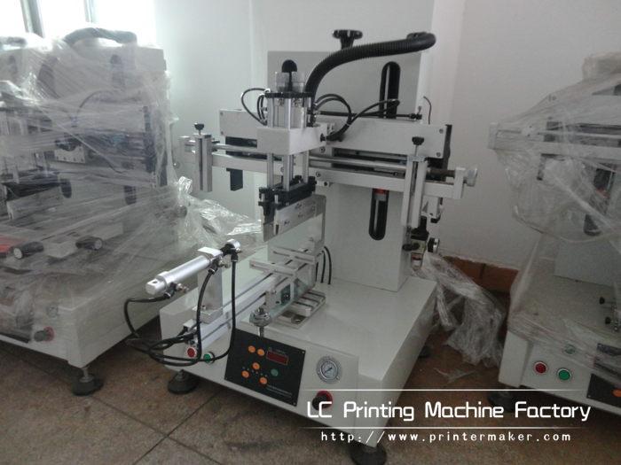 New Desktop Screen Printing Machine for Cylindrical Products New Desktop Screen Printing Machine for Cylindrical Products