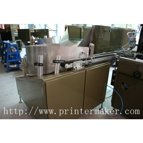 Automatic Bottle Unscrambler Automatic Bottle Unscrambler - Image 2 - Automatic Bottle Unscrambler photo 2