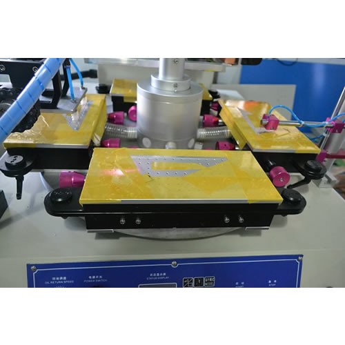 Straight Ruler Hight Speed Screen Printing Machine with Two Workstations
